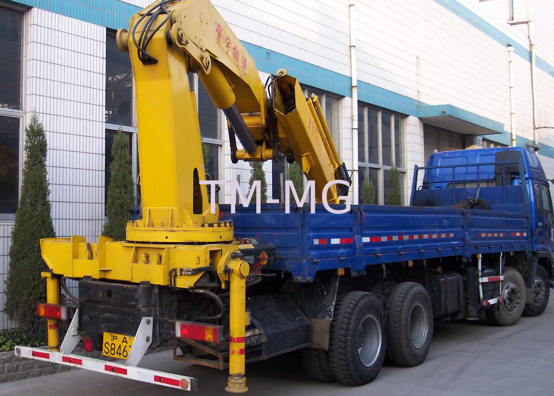 Durable 16 Ton Transporting Articulated Boom Crane , Hydraulic System