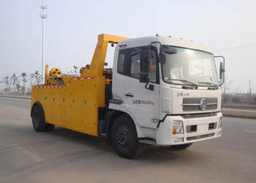 Durable Vehicle Failure Wrecker Tow Truck , Flatbed Type Road Breakdown Recovery Truck