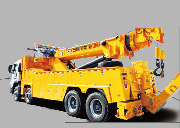 Durable 200KN Emergency Rescue Wrecker Tow Truck , 15 Ton Breakdown Recovery Truck