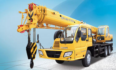 Hydraulic Mobile Crane QY20B.5 Truck Crane With 42.12m lifting height