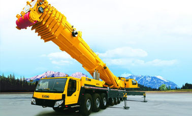 Durable 160Ton Hydraulic Mobile Crane , All Terrian Crane QAY160